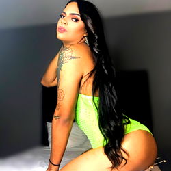 A§HÅNtï in a Lingerie