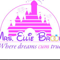 Ellie Brooks (๐ดSoccer mom next door๐ด) photo