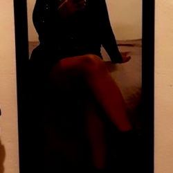 Model Afrotica in a Mirror