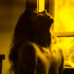 Milenci Kouzlo, Earth