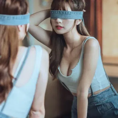 JoJoLove 🧡 Asian photo