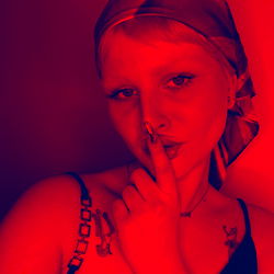 Adèle's Red Photoshoot