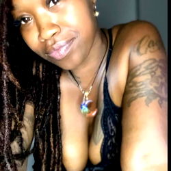 Monie - Sacramento-Based OnlyFans Model