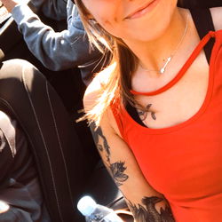 Age: 25, Gender: Female