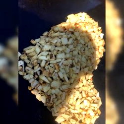 OnlyPans - Dice Chopped Food Preparation