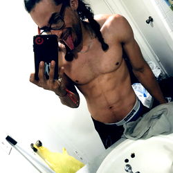 Fit and Friendly Onlyfans Model Arrrca