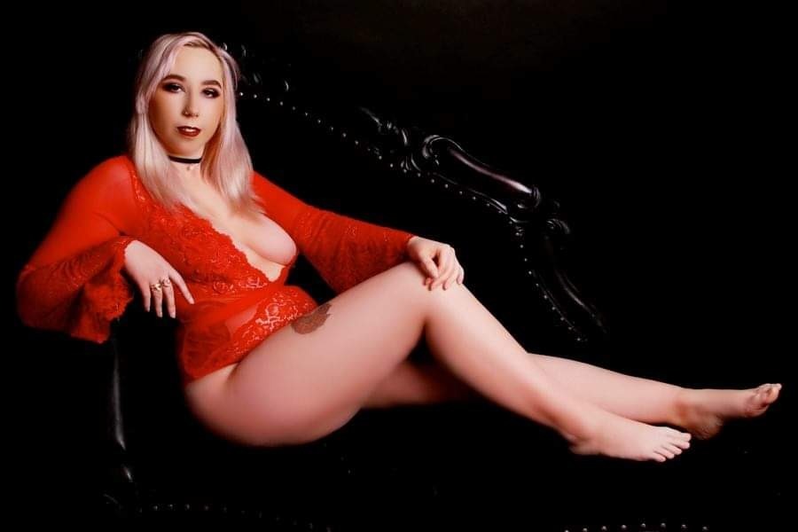 Goddess Miss Rachie photo