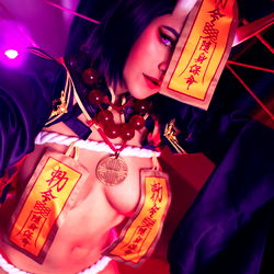 Aisu's Japanese Cosplay Photoshoot