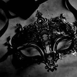 Kathryn Valtierre's Masquerade Mask, a Louisiana-inspired treasure