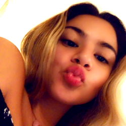 OnlyFans Andrea - Sultry Selfie