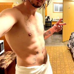 Jay Kannon Showcases Fit Physique in Hotel Room