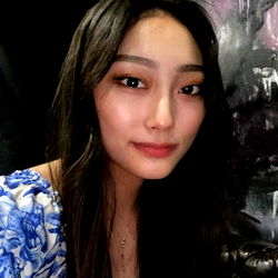 Amiz, a Japanese model from Onlyfans