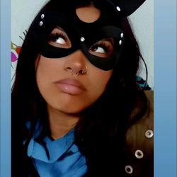 Dakotaa28 - Playful and Youthful