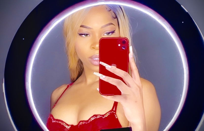 Amanda Republic photo