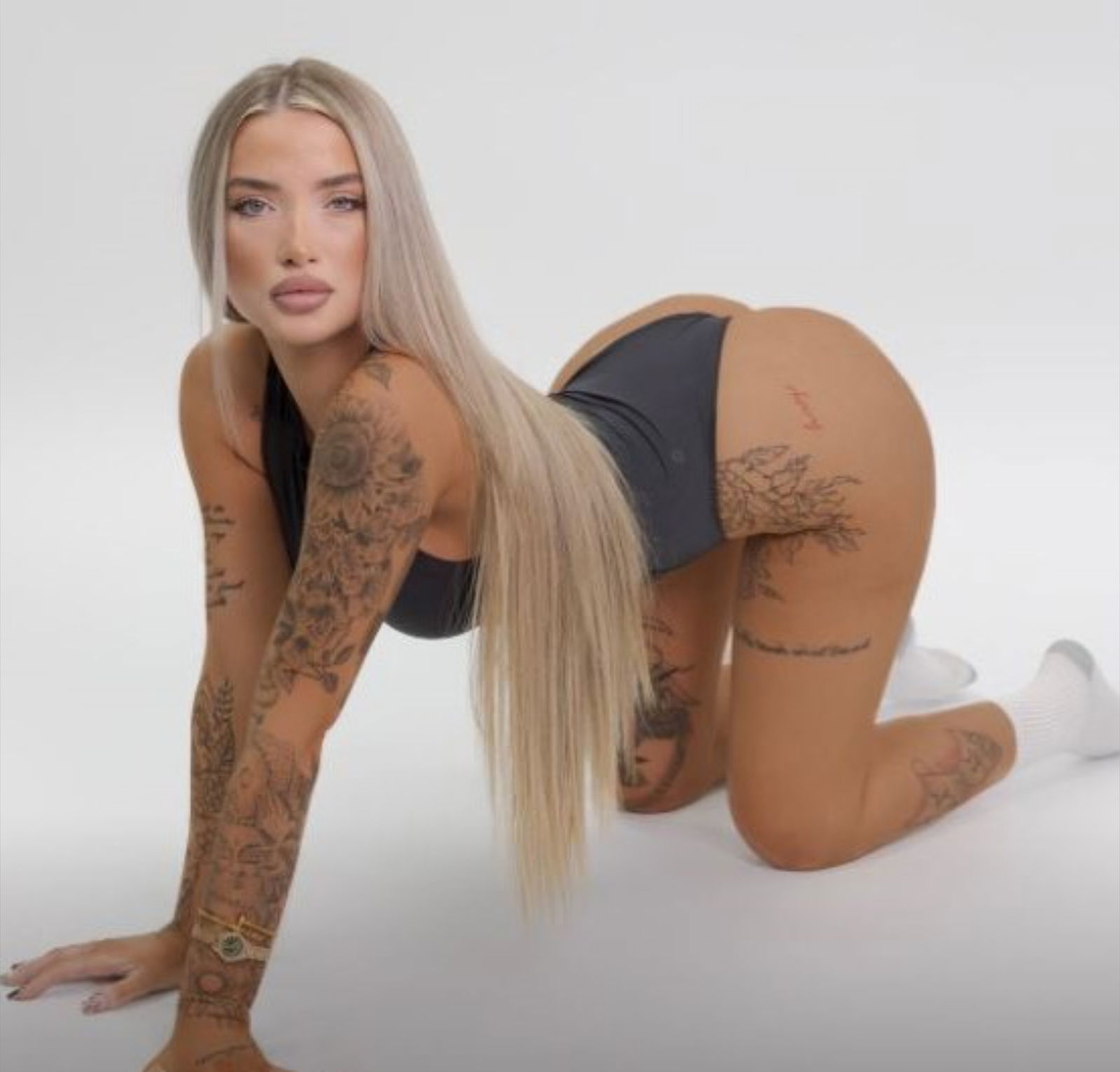 Angel bennett🪽 photo