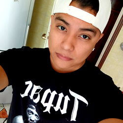 Avarizia - A Model's Journey in the Fashion World