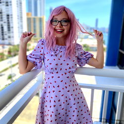 Tiki's Sunny Day with Pink Hair