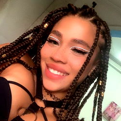 Ariana Cali: A Social Media Sensation