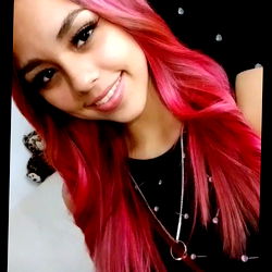 OnlyFans Model Lizbeth Martínez in Stylish Pink Hair