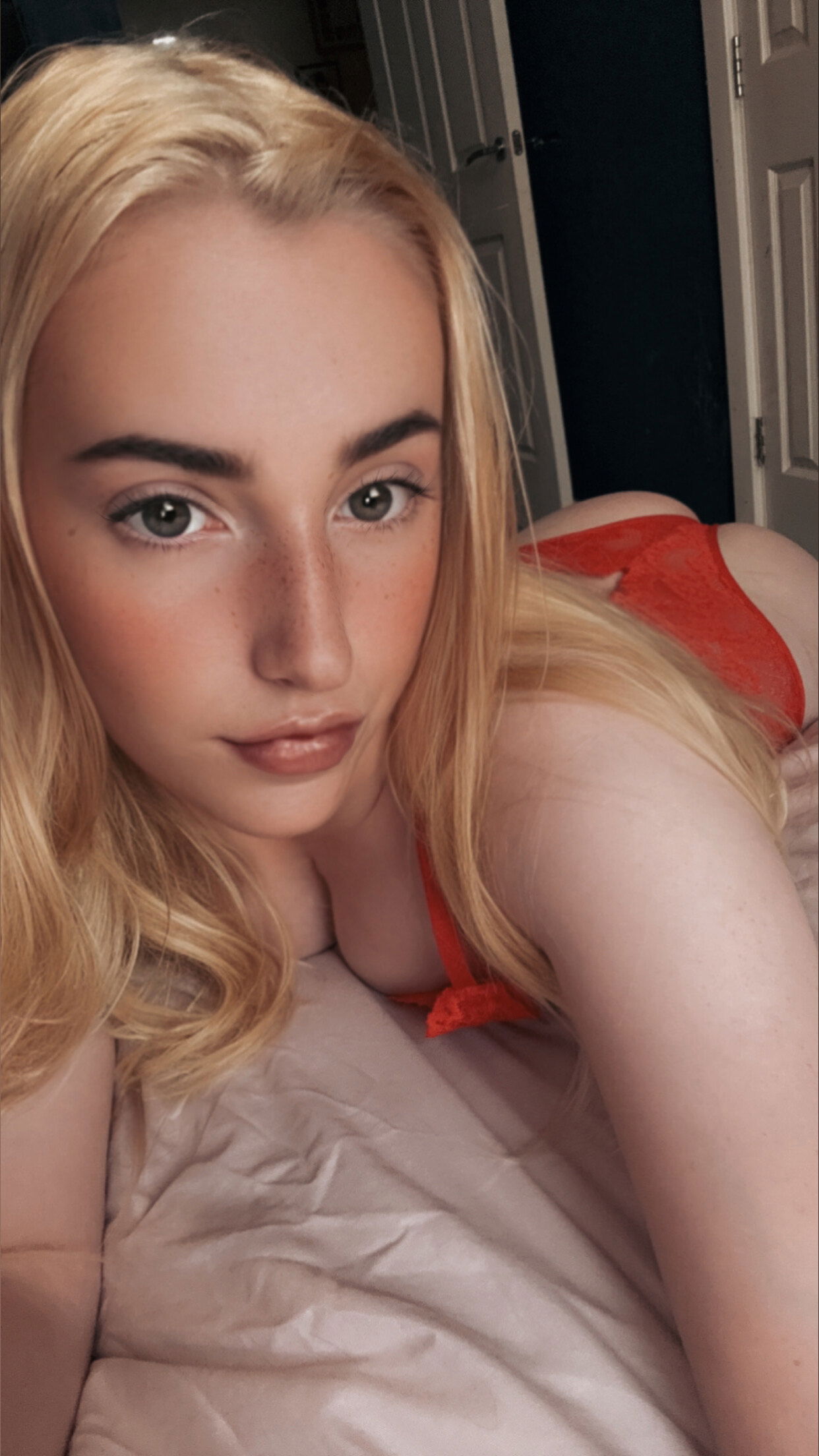 angel☁️✨🤍 photo