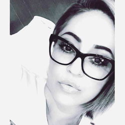 Simply me Becky V photo