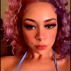 OnlyFans Model Aria ❤ - Creative Photography