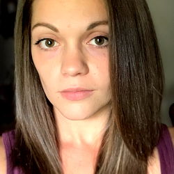 Aeshia D - OnlyFans Model