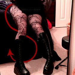 OnlyFans Model Valentine Showcasing Elegant Gothic Fashion