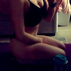 Victoria London - OnlyFans Model