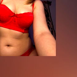 Layla Love - American Onlyfans Model