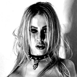 Onlyfans Model Avril Vixxxen - Striking Canadian Adult Entertainment Star