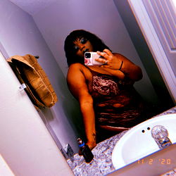 OnlyFans Model Raven's Photoshoot in Tennessee