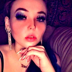 Beautiful Anastasia, 25