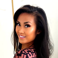 Sunshine (FREE) ☀️ | Best Filipina OF photo