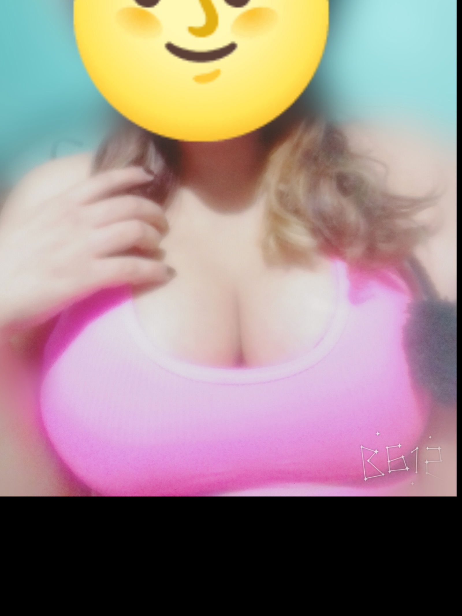 Astrid Elizabeth photo