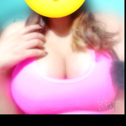 Astrid Elizabeth photo