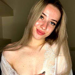 Davina Jonson 🎀 photo