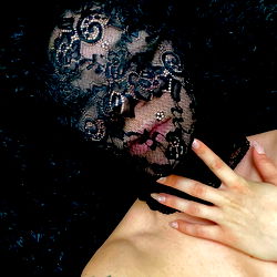 Logan Nicole: Gothic Glamour in New York City