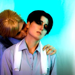 Cosplay Levi and Erwin photo