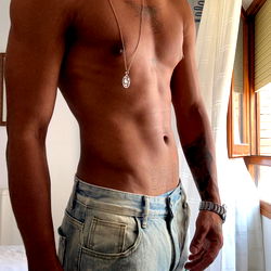 Shirtless Model Andy Robins