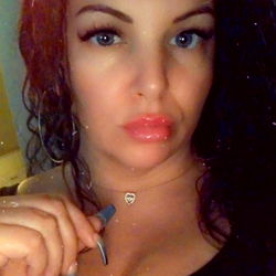 RaeLynn❤️‍🔥Reignn, a social media influencer