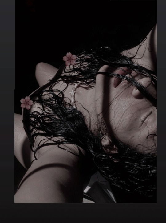 Ambár🌸🔥 photo