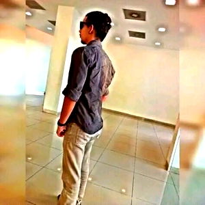 Alejandro Gonzรกlez photo