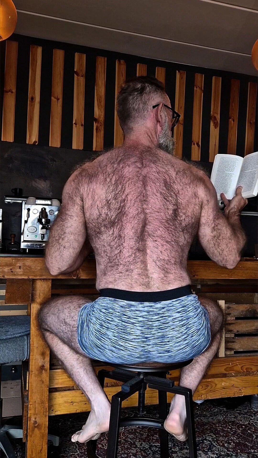 Jack | Hairy Muscle Daddy 🚐💪 VanLife Gym photo