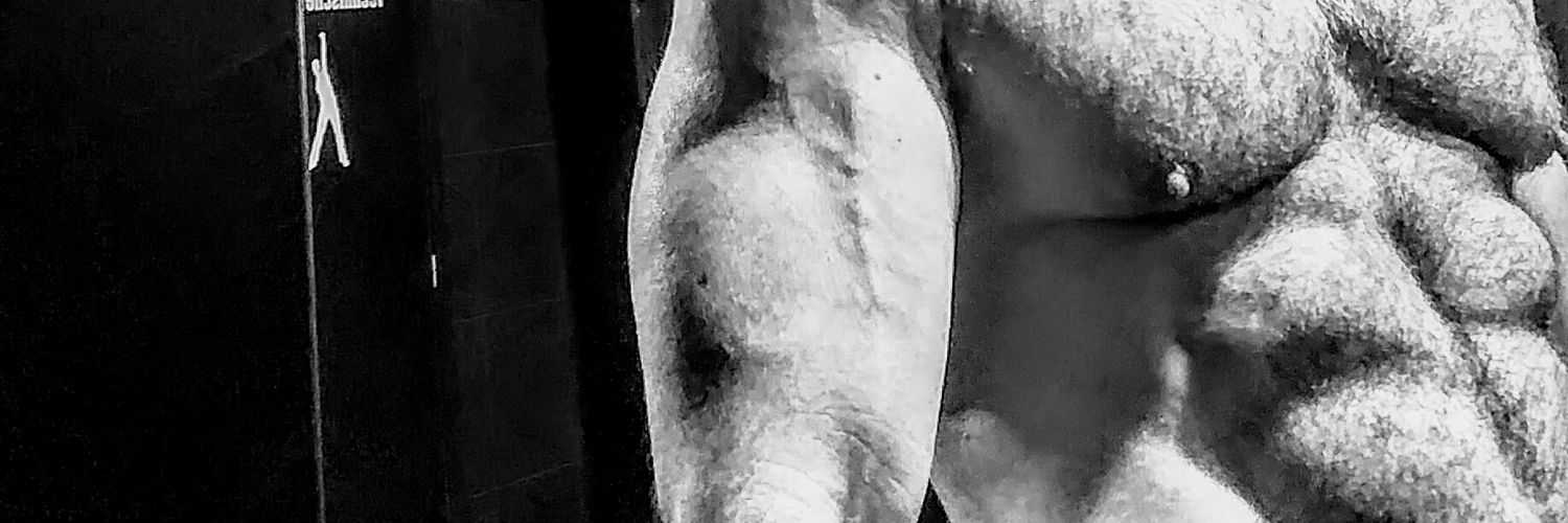 Jack | Hairy Muscle Daddy 🚐💪 VanLife Gym photo