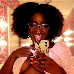 Stylish OnlyFans Model Artemis Taking a Selfie