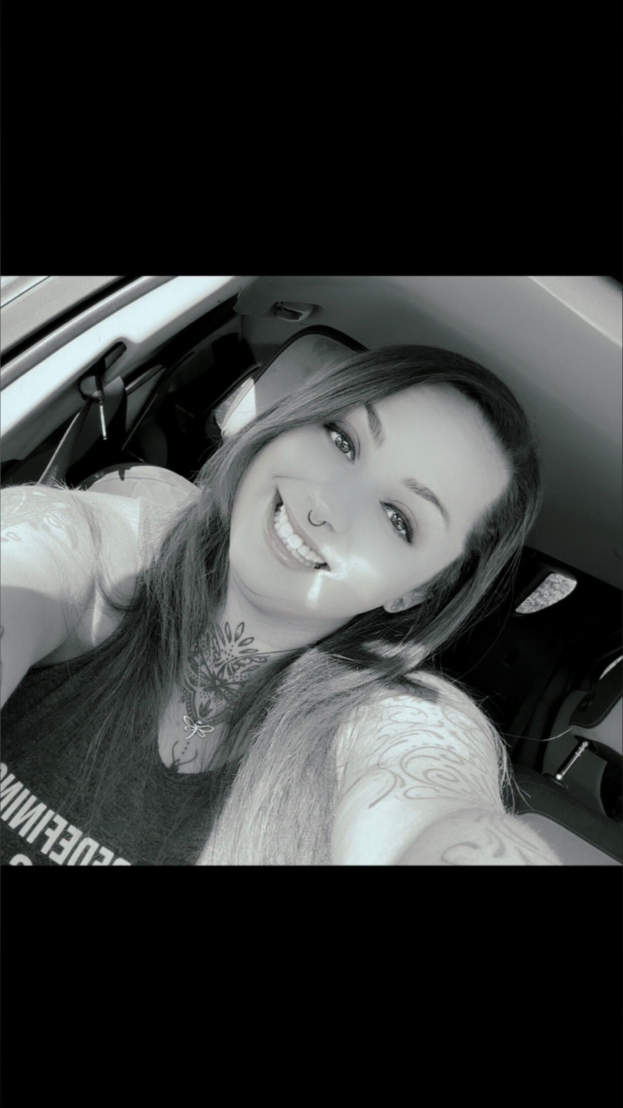 ☠️🖤🍑Peach🍑🖤☠️ photo