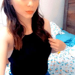 Kayla Rose, Instagram Influencer, Showcasing Her Style and Body Confidence