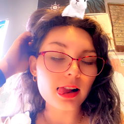 A Playful Selfie with OnlyFans Model Dixiebaby