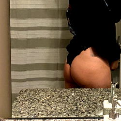 Adrianna Rodriguez photo